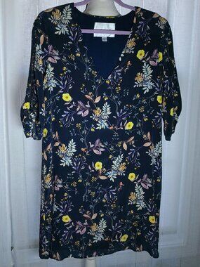 AMOUR VERT NWOT Elbow Slit Slves V-Neck Navy Blue Floral Lined Silk Mini Dress M